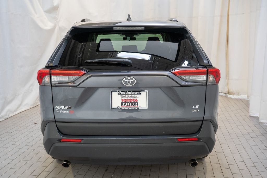 2019 Toyota RAV4 LE