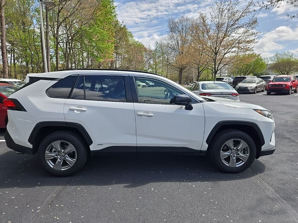 2025 Toyota RAV4 Hybrid LE