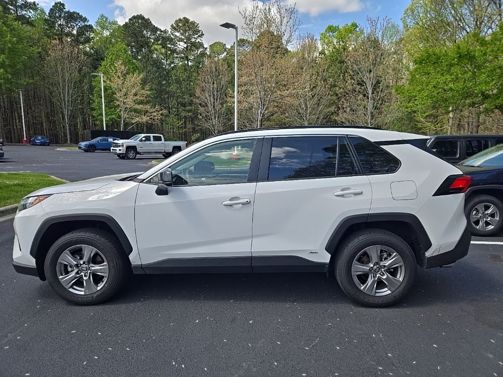 2025 Toyota RAV4 Hybrid LE