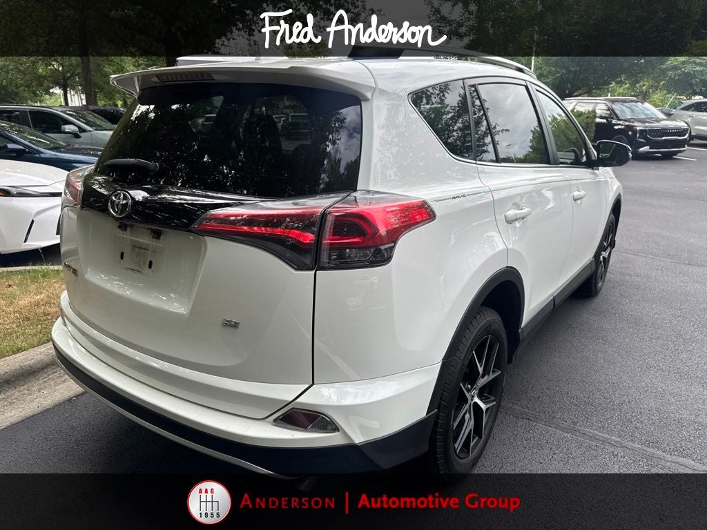 2016 Toyota RAV4 SE