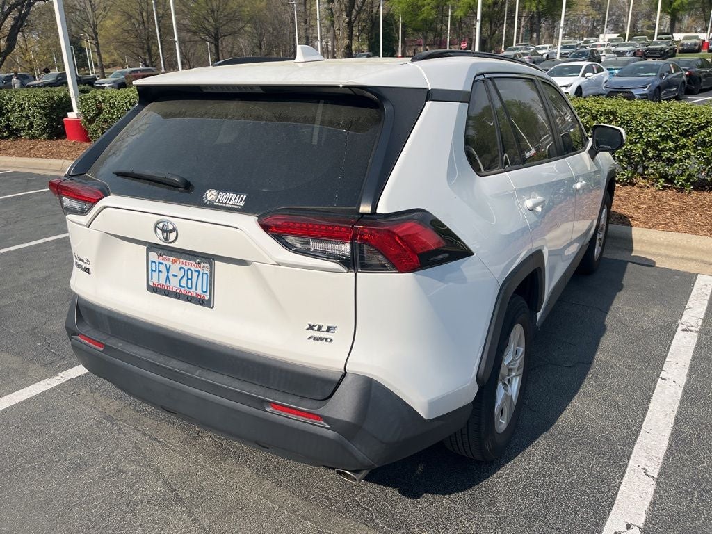 2020 Toyota RAV4 XLE