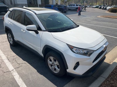 2020 Toyota RAV4 XLE