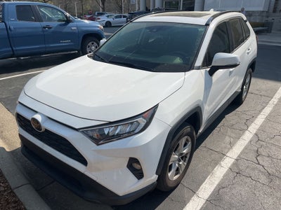 2020 Toyota RAV4 XLE