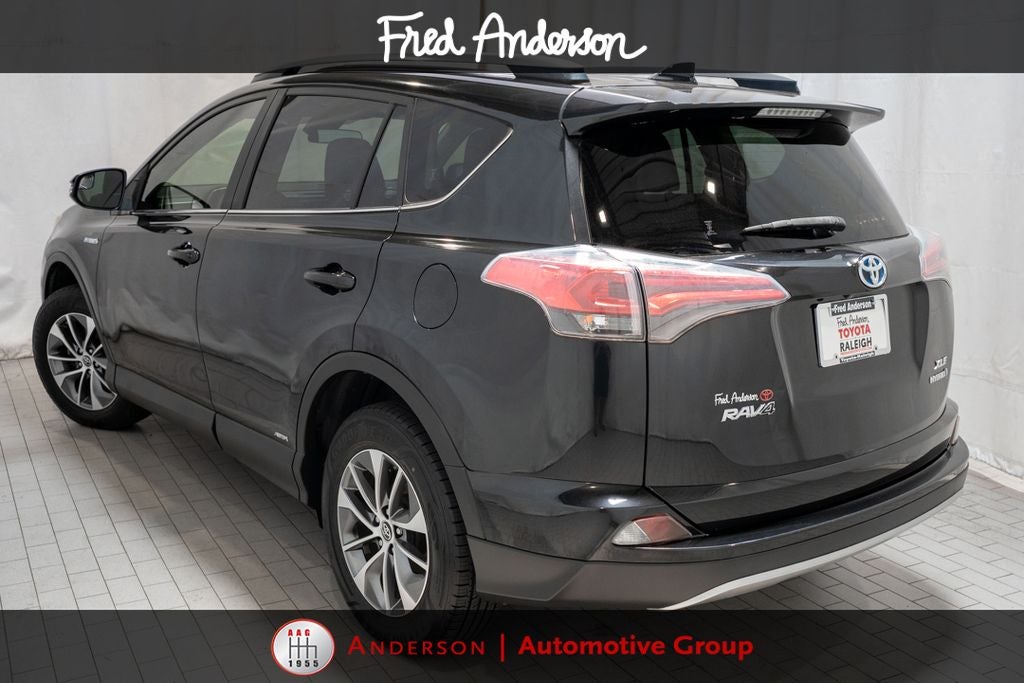 2018 Toyota RAV4 Hybrid XLE