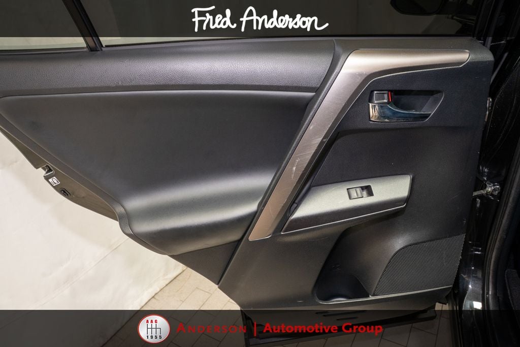 2018 Toyota RAV4 Hybrid XLE