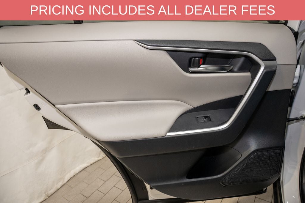2023 Toyota RAV4 Hybrid XLE