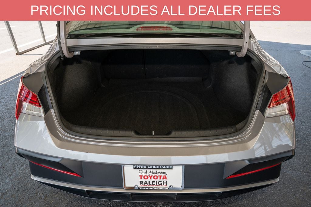 2025 Hyundai Elantra SEL Convenience