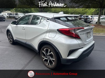 2022 Toyota C-HR XLE