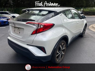 2022 Toyota C-HR XLE