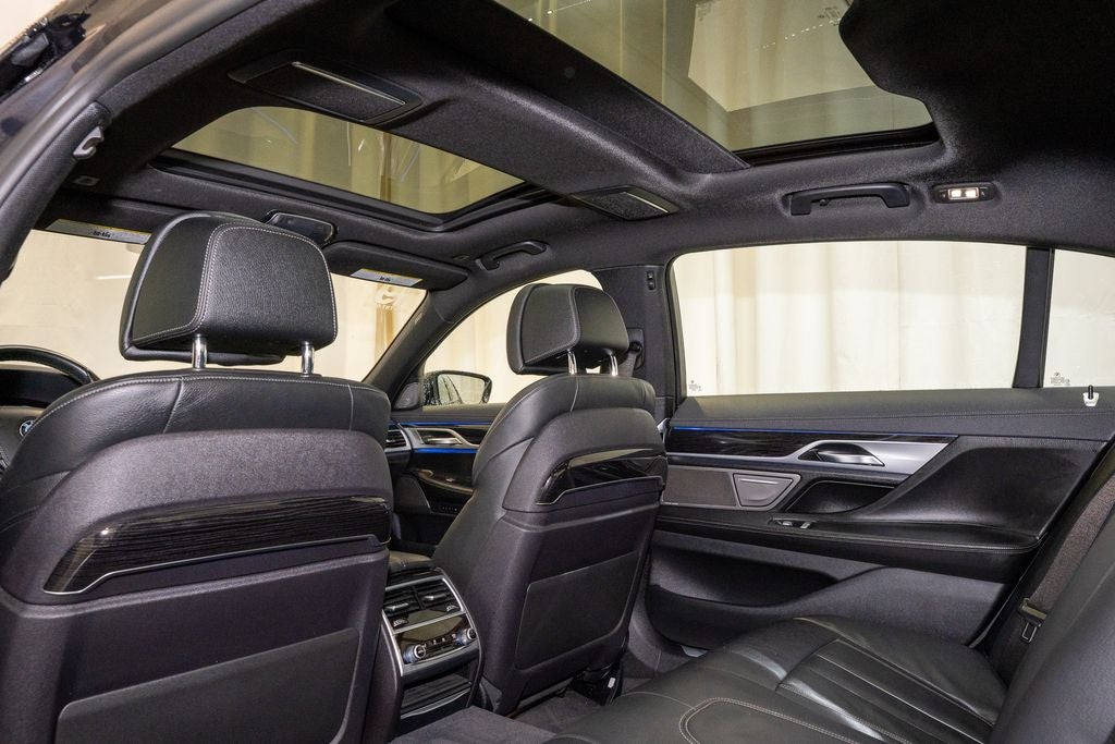 2019 BMW 7 Series 740i