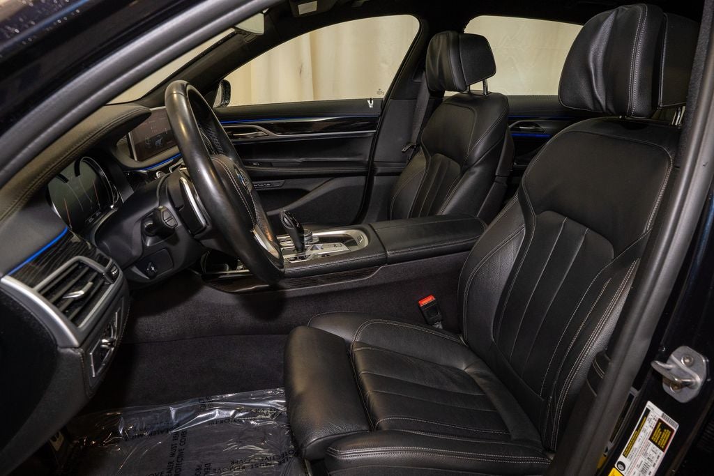 2019 BMW 7 Series 740i
