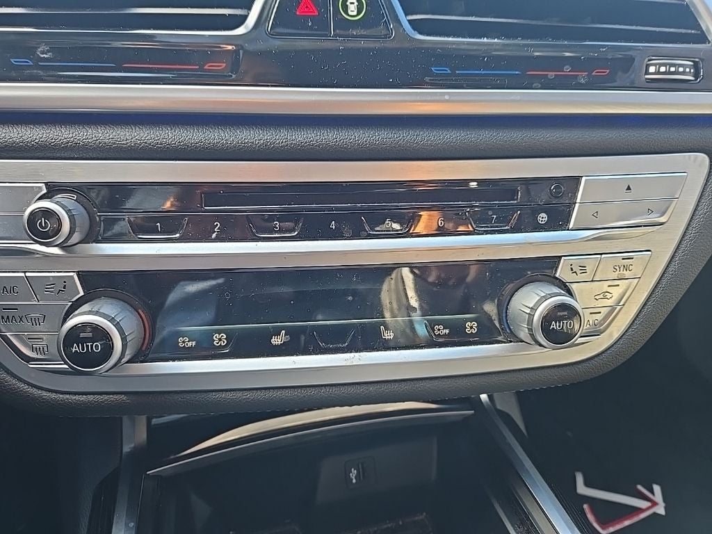 2019 BMW 7 Series 740i