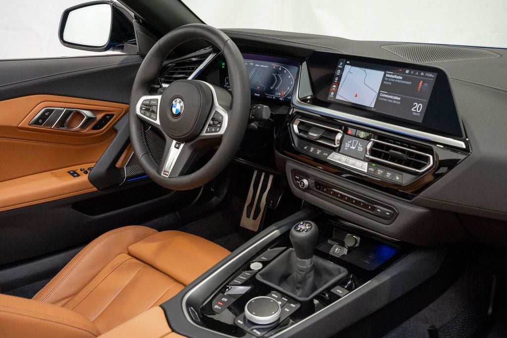 2025 BMW Z4 sDrive M40i