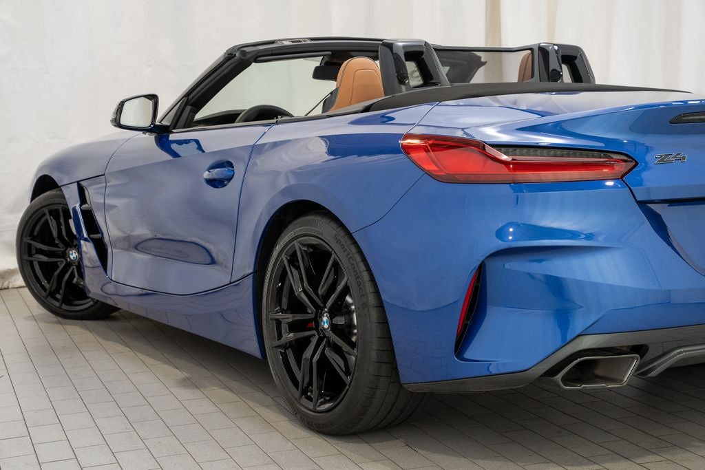 2025 BMW Z4 sDrive M40i