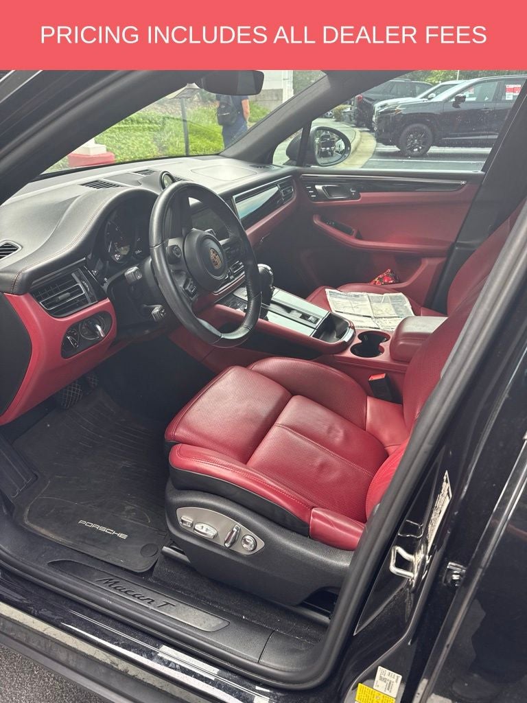 2023 Porsche Macan T