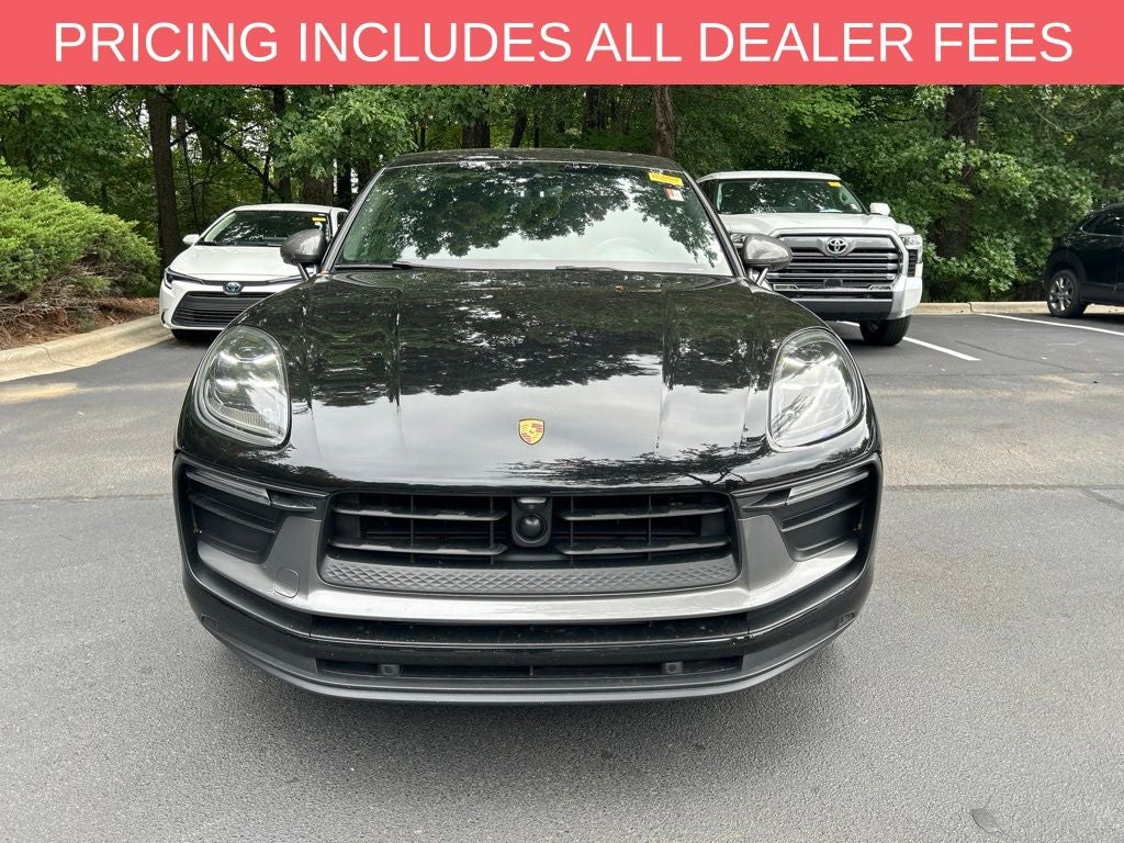 2023 Porsche Macan T