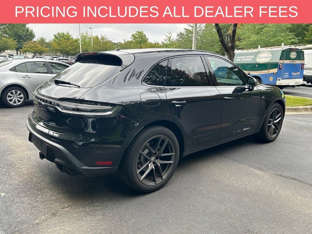 2023 Porsche Macan T