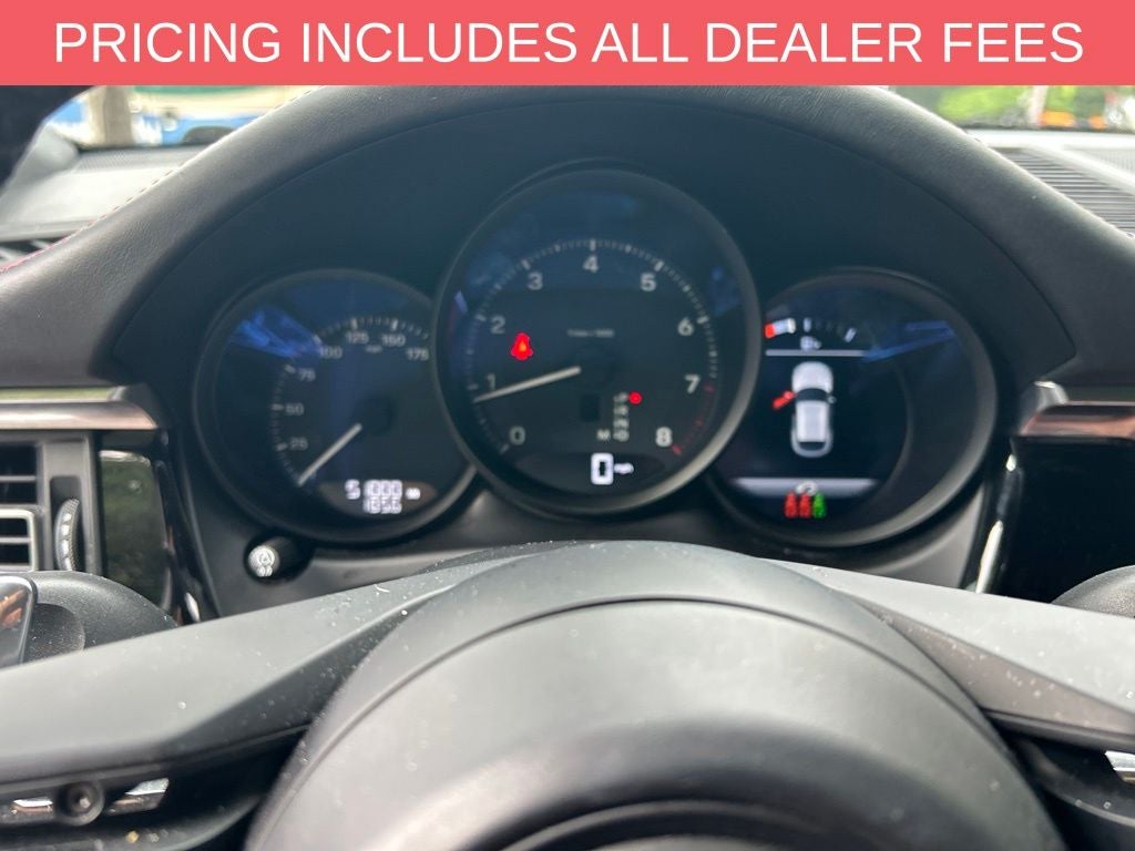 2023 Porsche Macan T