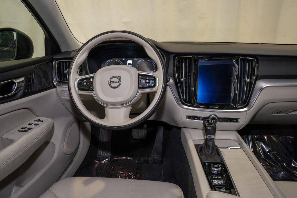 2019 Volvo V60 T5
