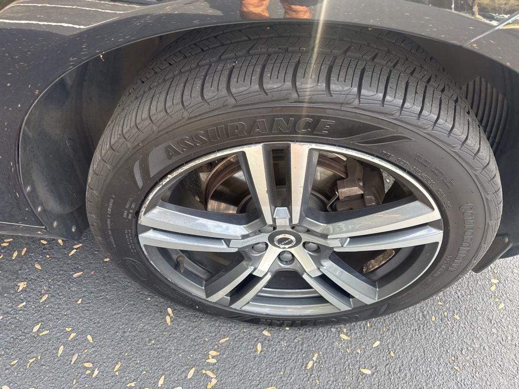 2018 Volvo XC60 T5 Momentum