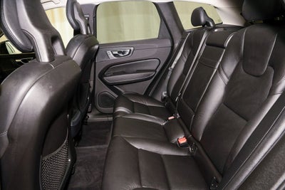 2018 Volvo XC60 T5 Momentum