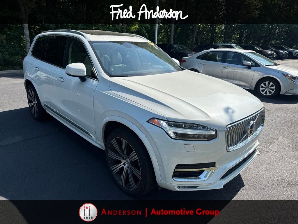 2022 Volvo XC90 T6 Inscription