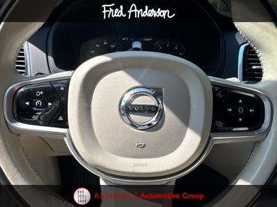 2022 Volvo XC90 T6 Inscription