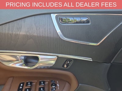 2020 Volvo XC90 T6 Momentum