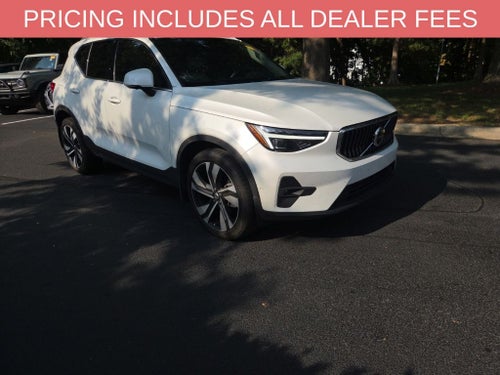2024 Volvo XC40 B5 Plus Bright Theme