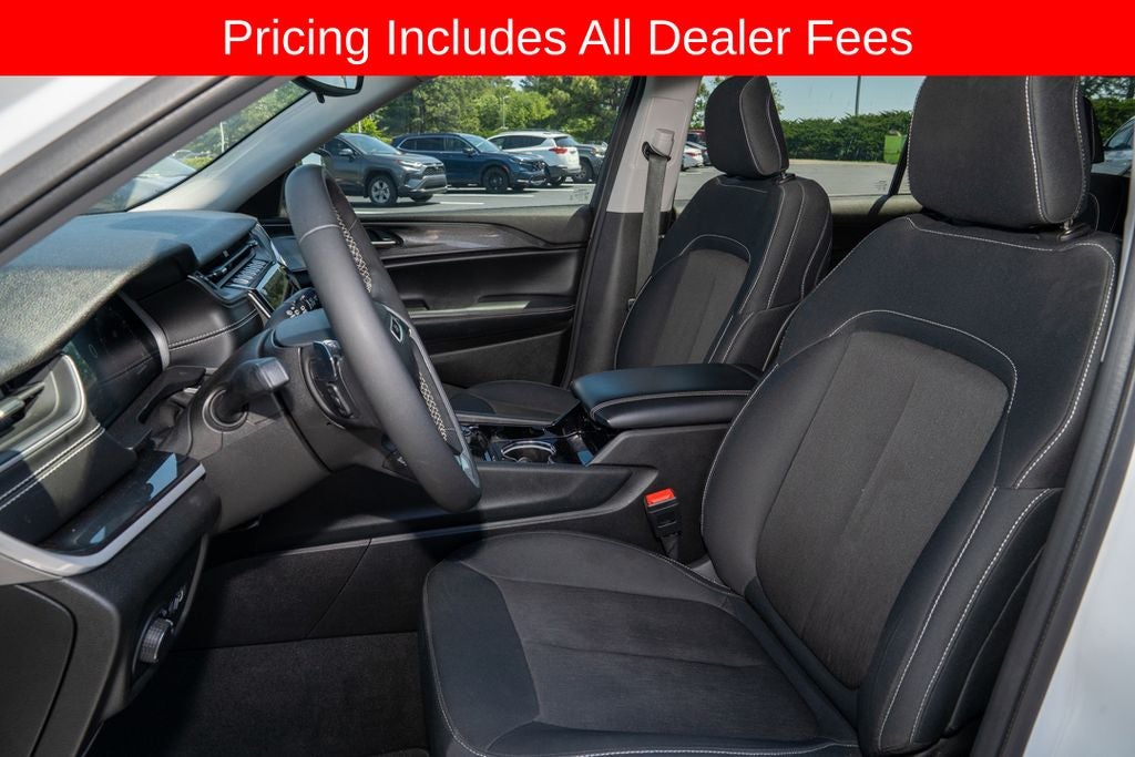 2023 Jeep Grand Cherokee L Laredo