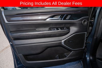 2024 Jeep Wagoneer Base