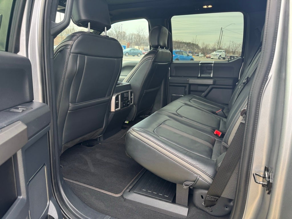 2022 Ford F-350SD Platinum