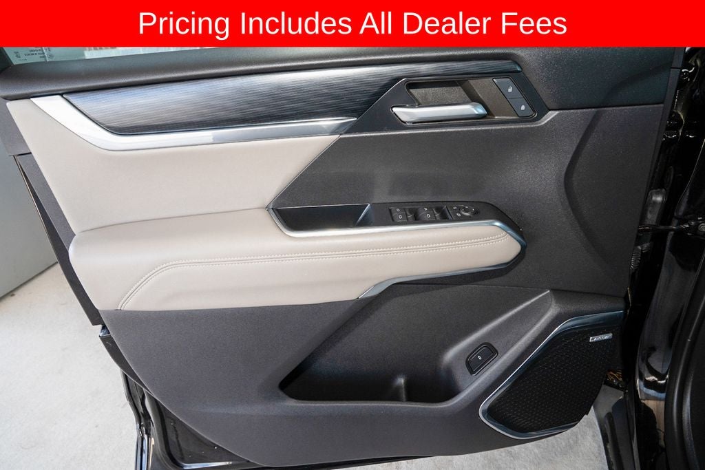 2024 GMC Acadia Elevation