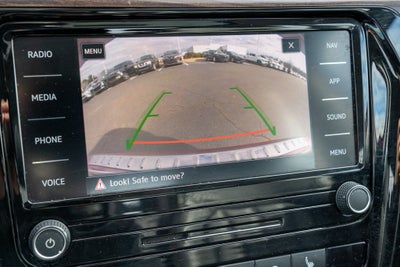 2022 Volkswagen Passat 2.0T Limited Edition