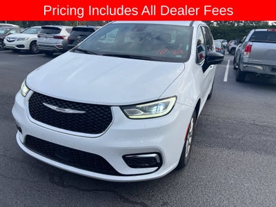 2025 Chrysler Pacifica Select