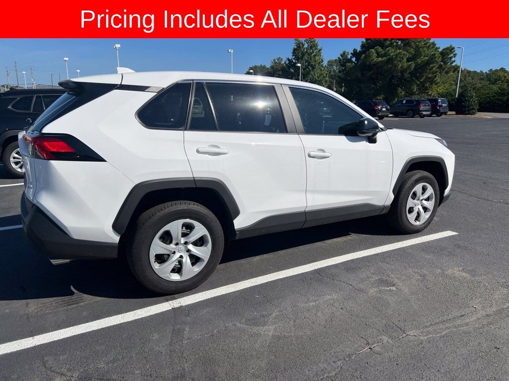 2025 Toyota RAV4 LE