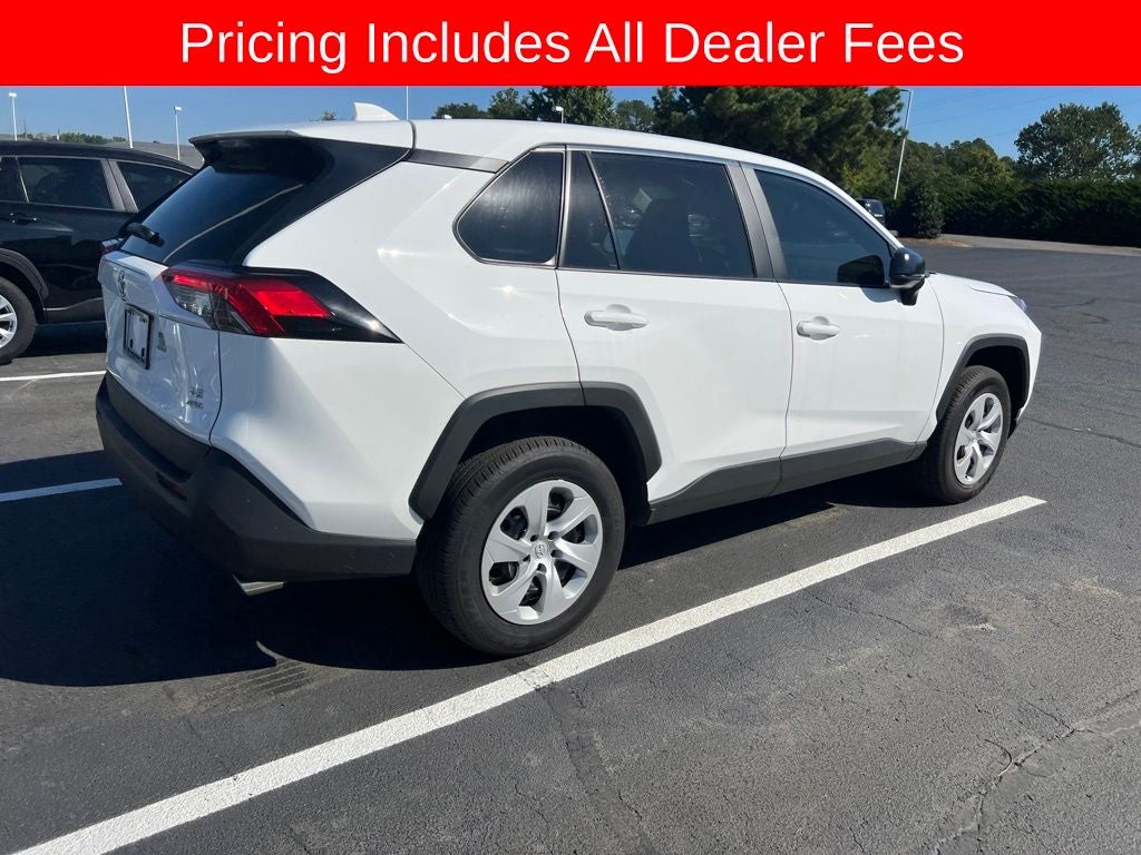 2025 Toyota RAV4 LE