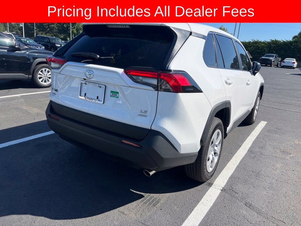 2025 Toyota RAV4 LE