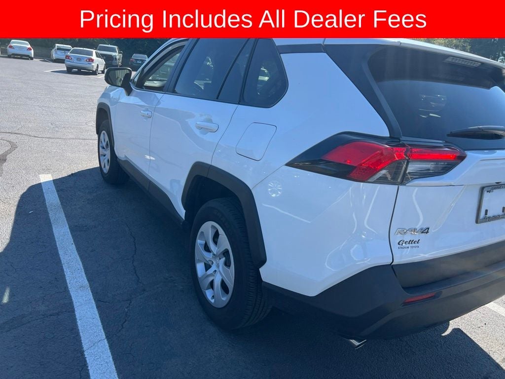 2025 Toyota RAV4 LE