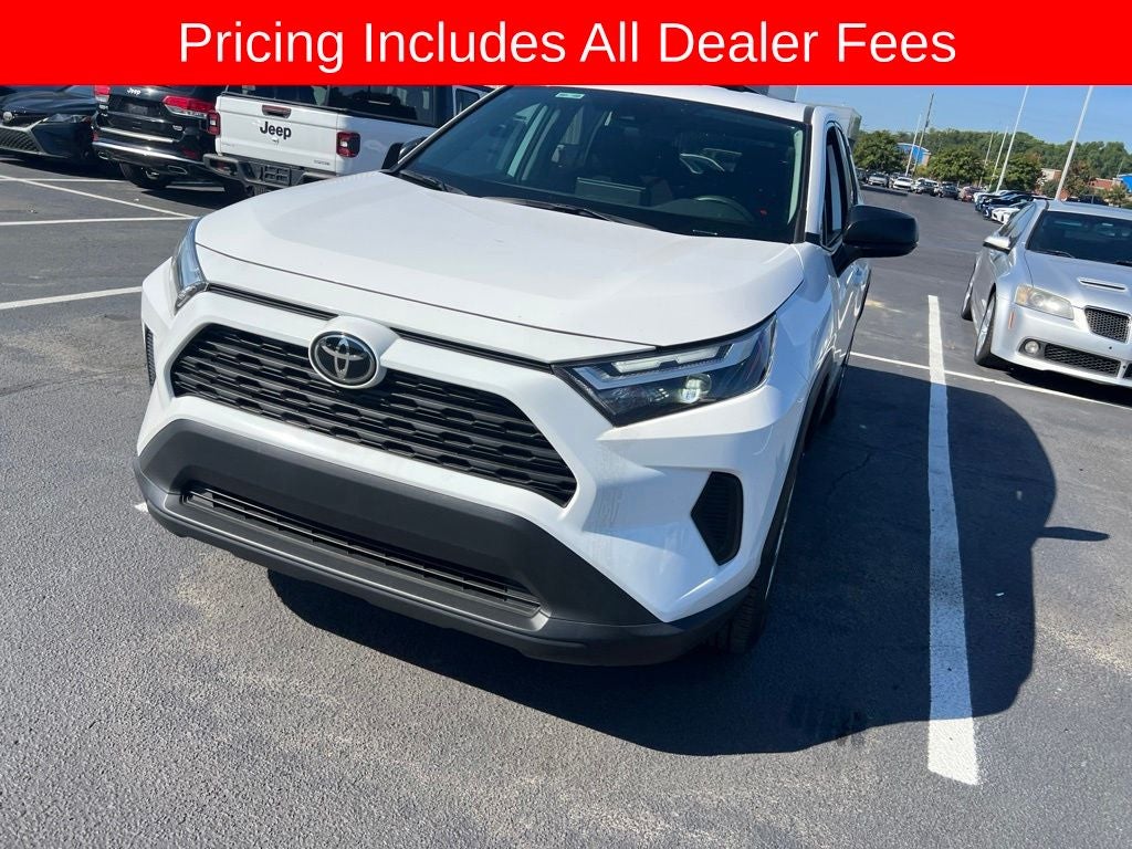 2025 Toyota RAV4 LE