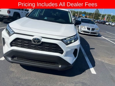 2025 Toyota RAV4 LE