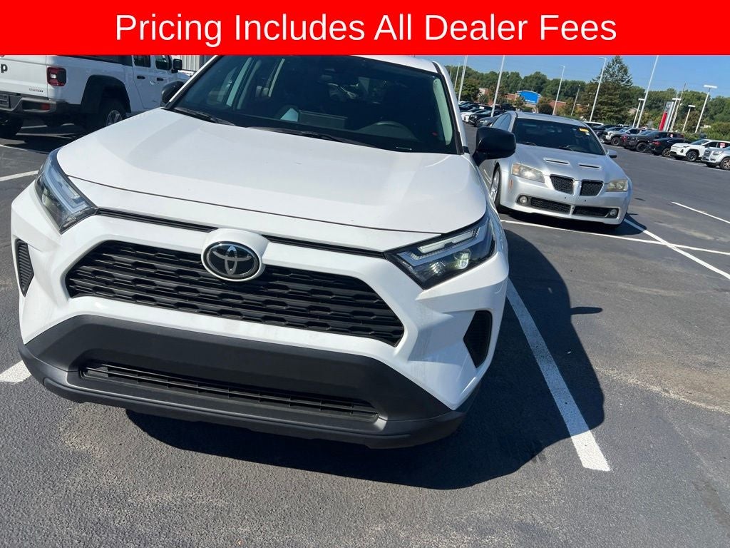 2025 Toyota RAV4 LE