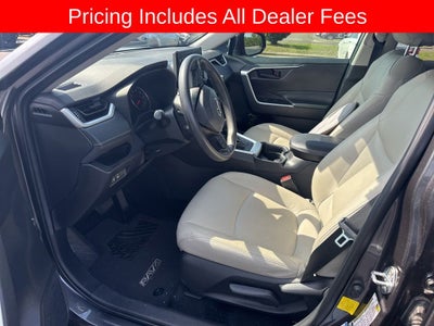 2021 Toyota RAV4 LE