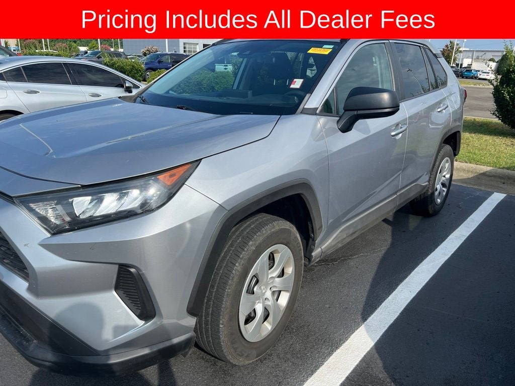 2020 Toyota RAV4 LE