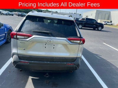2020 Toyota RAV4 LE