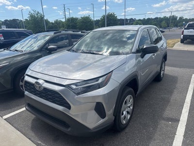 2024 Toyota RAV4 LE