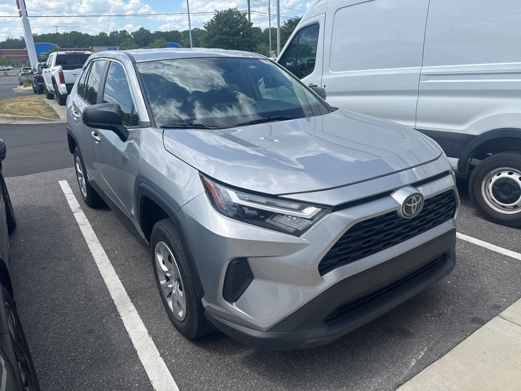 2024 Toyota RAV4 LE