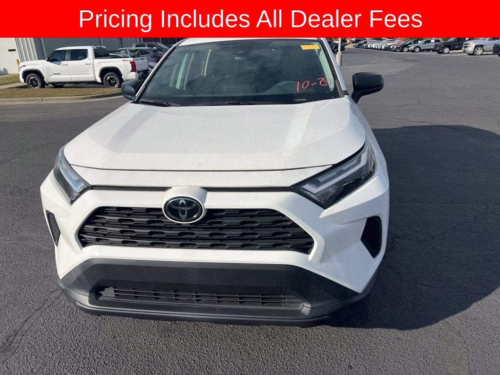 2023 Toyota RAV4 LE