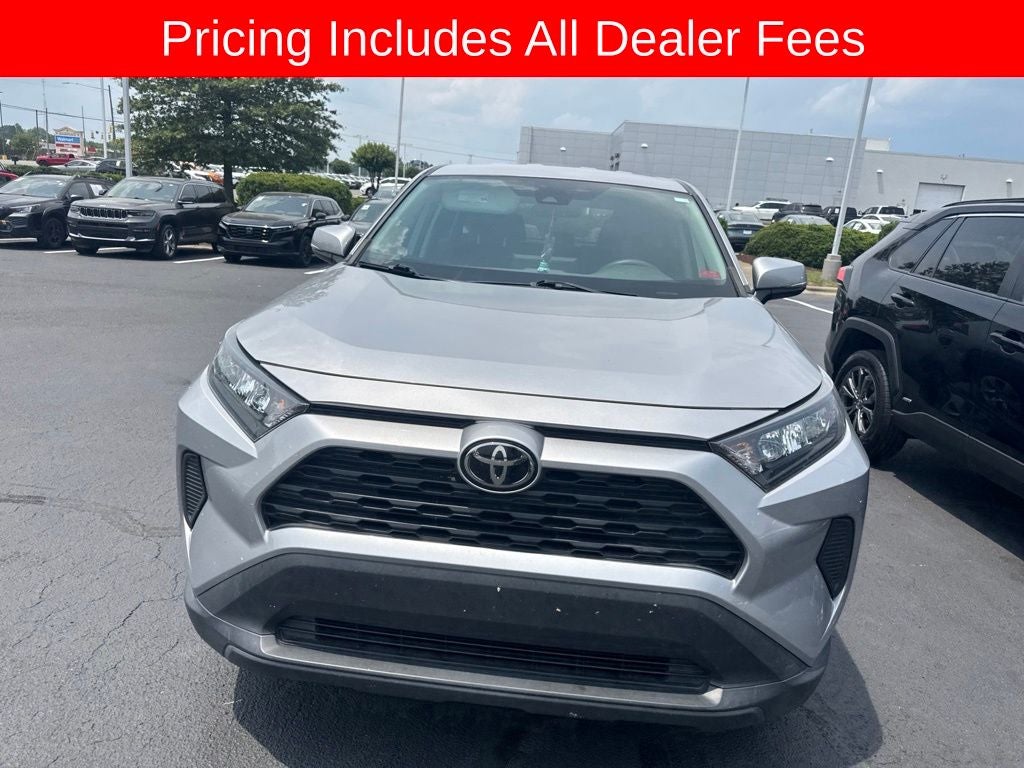 2022 Toyota RAV4 LE