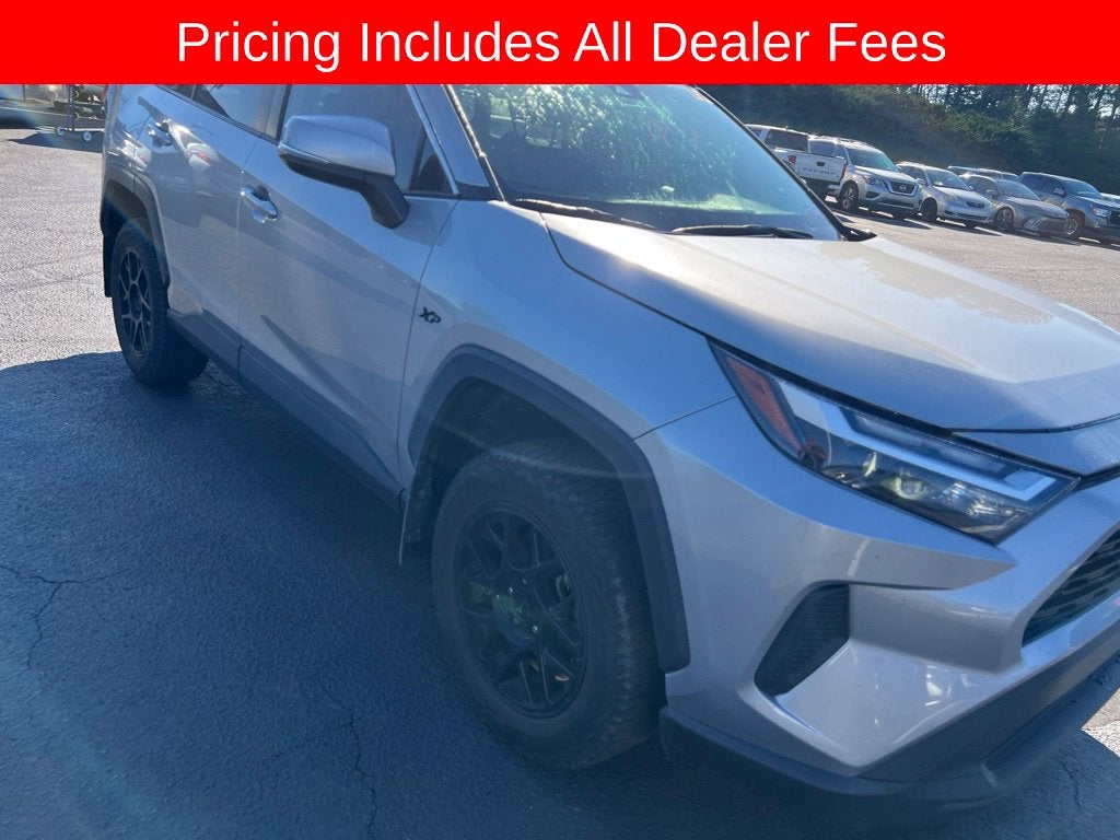 2024 Toyota RAV4 XLE
